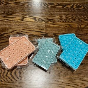 Lot of 6 Plastic Ice Cube Trays